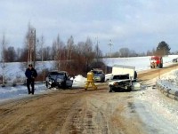 На трассе Бежецк-Кашин столкнулись два автомобиля, оба водителя госпитализированы