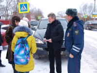 Сотрудники ГИБДД по Тверской области провели молодёжную акцию «В Новый год с уважением к дороге!»