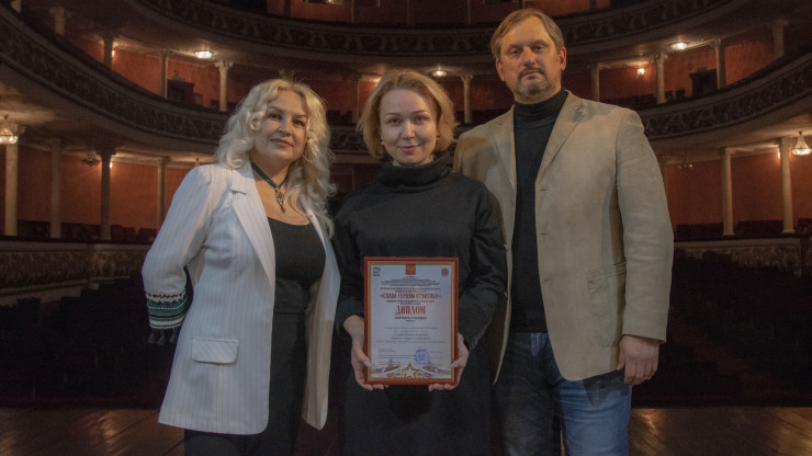 Актриса Тверского драмтеатра победила в общероссийском вокальном конкурсе - новости ТИА