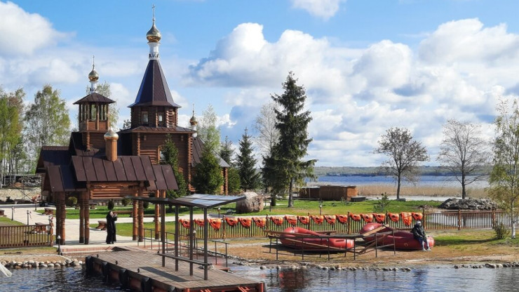 В новом храме на острове в Тверской области отметили престольный праздник - новости ТИА