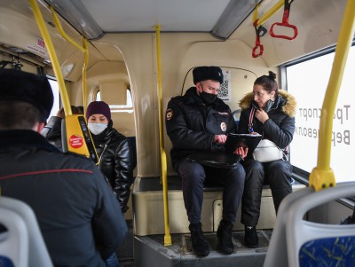 В Твери 40 человек заплатят по 15 000 рублей за проезд без маски в автобусе - новости ТИА