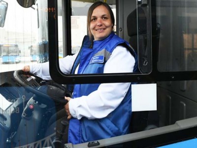 Женщины-осуждённые сшили форму для водителей тверских автобусов  - новости ТИА