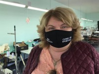Депутат ГосДумы Светлана Максимова опубликовала фото в маске с жизнеутверждающей надписью - новости ТИА
