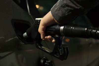 В Тверской области почти 65% трат на содержание машины уходит на топливо - новости ТИА