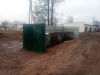 "Маразм": мусорные контейнеры с газовой трубы переставили на водопроводную - народные новости ТИА