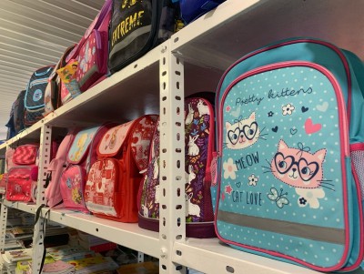 Выбираем школьный рюкзак правильно: сколько весит, из чего сделан  - новости ТИА