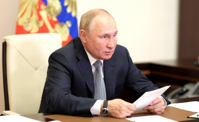 Владимир Путин одобрил нерабочие дни с сохранением зарплаты - новости ТИА