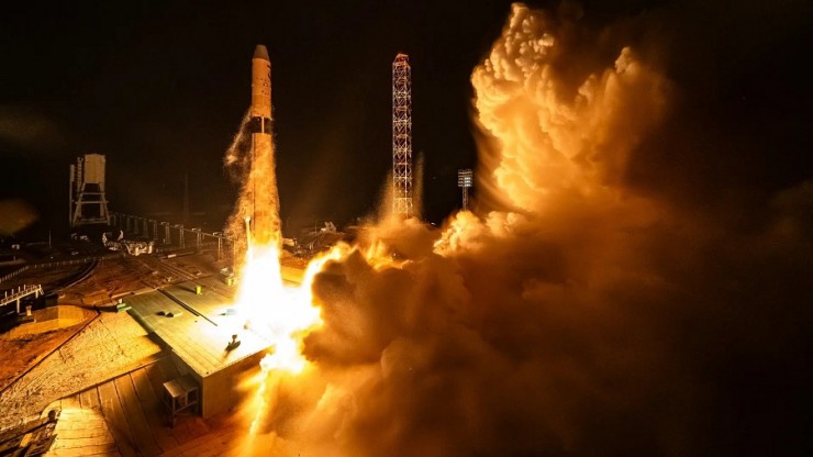 "Роскосмос" показал запуск самой мощной в мире ракеты "Союз-5" - новости ТИА