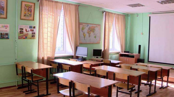 Вместо звонков в российских школах будут звучать песни о дружбе и Родине - новости ТИА