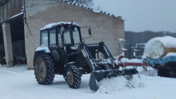 В Тверской области пьяный мужчина пытался угнать колхозный трактор - новости ТИА