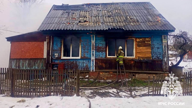 В Тверской области из-за неисправной печи сгорел дом - новости ТИА