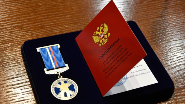 В Тверской области спасшего человека школьника наградили медалью - новости ТИА
