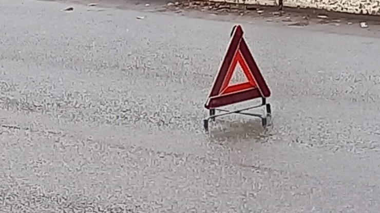 Под Тверью неизвестный водитель насмерть сбил пешехода - новости ТИА