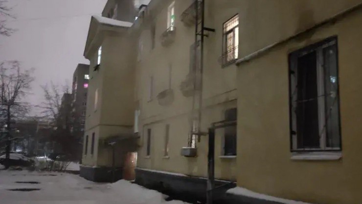 В Твери откачали воду в подвале дома, где произошла коммунальная беда - новости ТИА