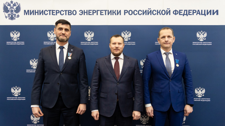 Топ-менеджеры АтомЭнергоСбыта получили ведомственные награды министерства энергетики РФ - новости ТИА