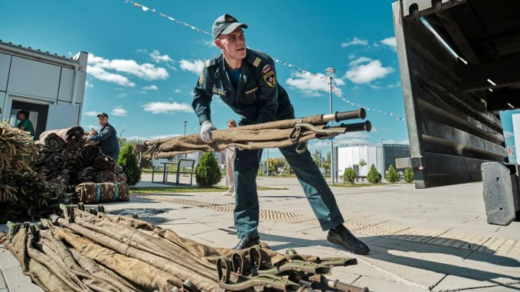 Тверская область направила в зону СВО 10 тонн медоборудования в составе гумгруза - новости ТИА
