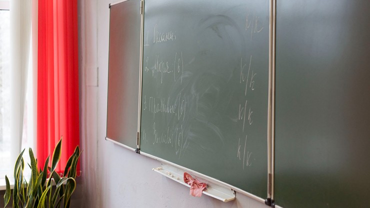 Минпросвещения не нашло причин вводить "пятую четверть" в школах - новости ТИА