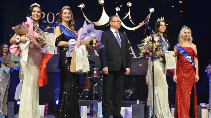 В Тверской области выбрали "Королеву красоты" среди сотрудниц силовых ведомств: фото - новости ТИА