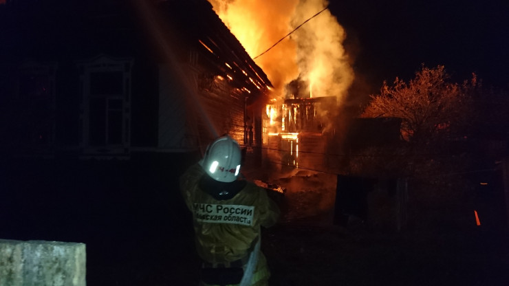 В Тверской области мужчина из мести сожительнице устроил пожар - новости ТИА