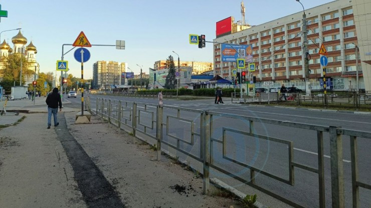 В Твери у железнодорожного вокзала заработал новый светофор - новости ТИА
