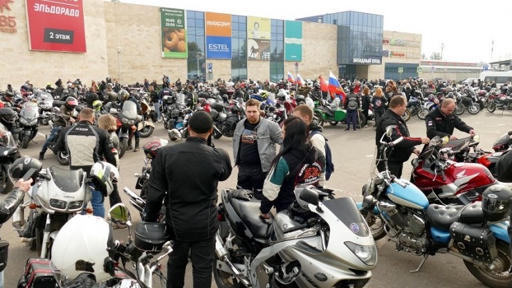 Появились фото и видео с закрытия мотосезона в Твери - новости ТИА