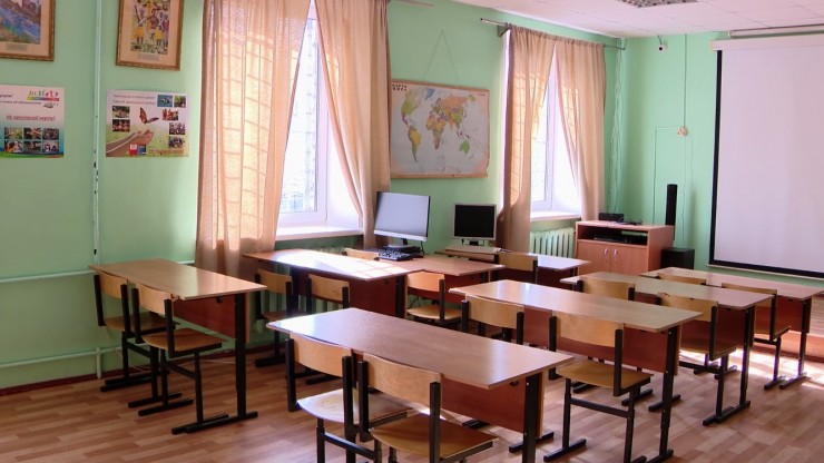 Депутаты ГосДумы предложили изменить время начала занятий в школах - новости ТИА