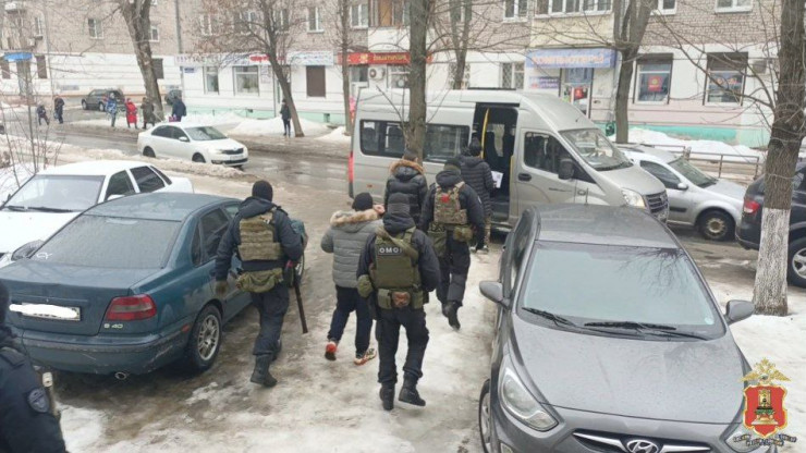 В Твери полицейские в ходе рейда нашли пять нелегальных мигрантов - новости ТИА