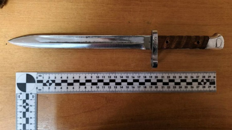 Житель Твери пытался продать штык, изготовленный кустарным способом - новости ТИА
