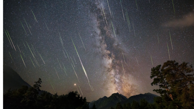 В ночь на 13 августа в Тверской области можно будет увидеть до 100 метеоров в час - новости ТИА