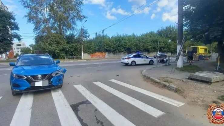 В Твери автоледи не уступила дорогу мотоциклисту и сбила его - новости ТИА