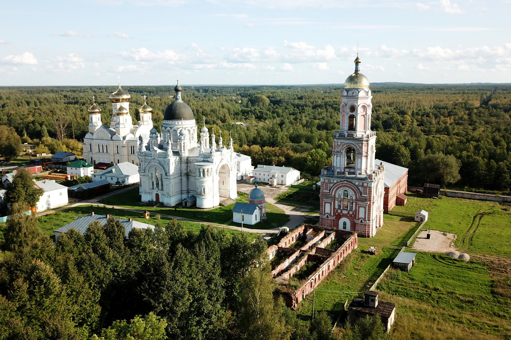 в волочек набережная