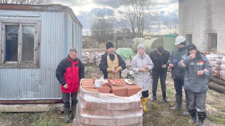 В Старице прошёл молебен перед началом строительства очистных сооружений - новости ТИА