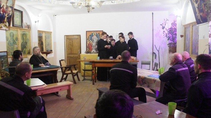 В тверской ИК-1 семинаристы духовной академии побеседовали с осужденными о вере - новости ТИА