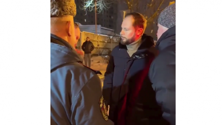 Виталий Королев проводит совещание на месте происшествия в Твери - новости ТИА