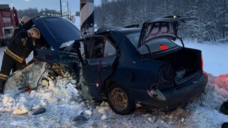Женщина погибла при ДТП на трассе М-10 в Тверской области - новости ТИА