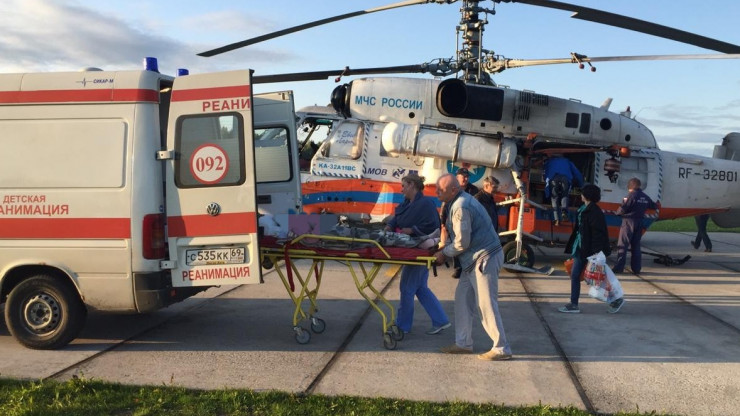 В Тверь из Пеновского округа на вертолете доставили больного ребенка - новости ТИА