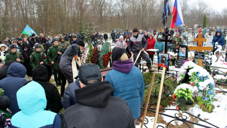 С погибшим в СВО Артемом Никоновым из Берново пришло проститься все село - новости ТИА