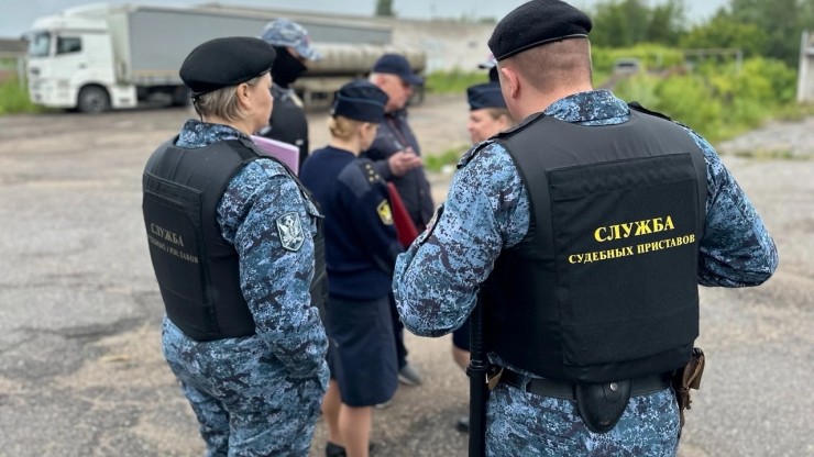 В Твери приставы арестовали у злостного должника 10 машин - новости ТИА