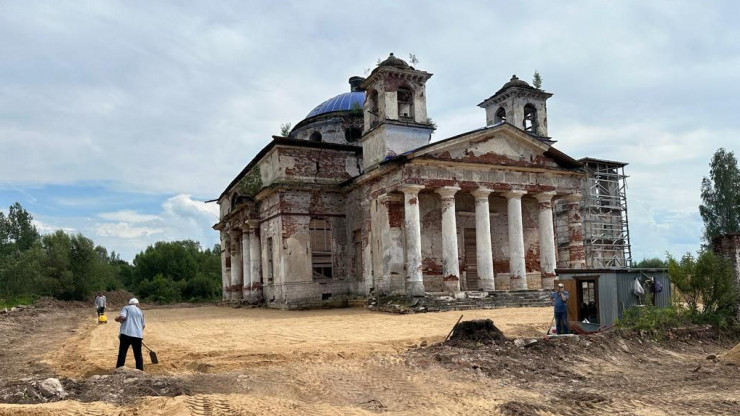 В Петропавловском храме зодчего Львова начались противоаварийные работы - новости ТИА