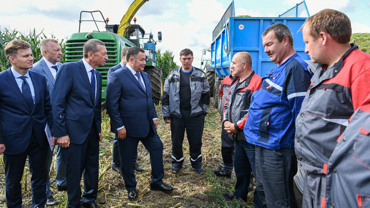 Игорь Руденя посетил новую высокотехнологичную ферму - новости ТИА