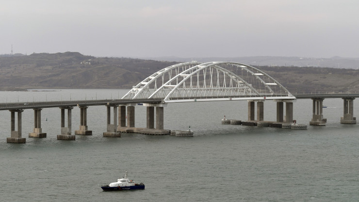 Из-за взрыва на Крымском мосту продажа билетов на поезда в Крым приостановлена - новости ТИА