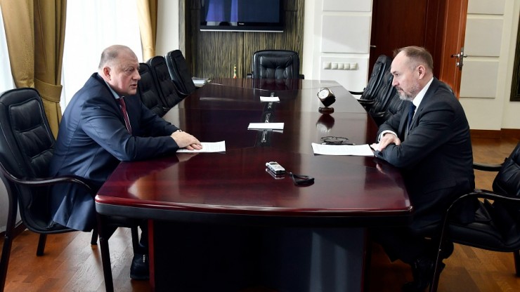 Сергей Голубев провел рабочую встречу с Сергеем Журавлевым - новости ТИА