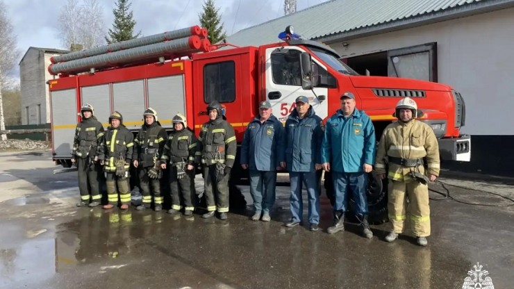 В Тверской области из горящей квартиры спасли женщину - новости ТИА