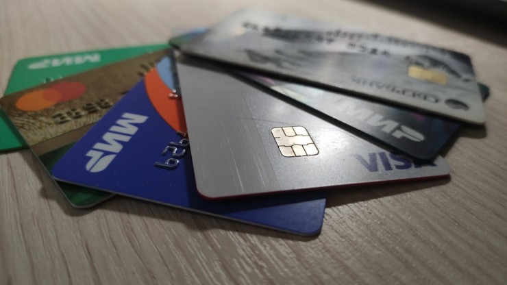 В Центробанке рассказали, сколько потратили жители Тверской области на покупки по картам - новости ТИА