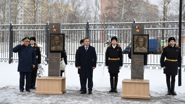 В Твери героям-суворовцам открыли мемориальные стелы - новости ТИА