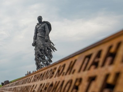 В честь освобождения Бреста у Ржевского мемориала запустят 78 шаров - новости ТИА