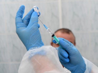 В Тверской области прививку от коронавируса сделали свыше 60 000 пенсионеров - новости ТИА