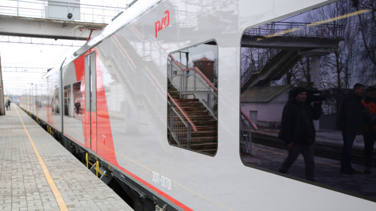 В Тверской области поезд задавил девочку, приехавшую из Санкт-Петербурга - новости ТИА