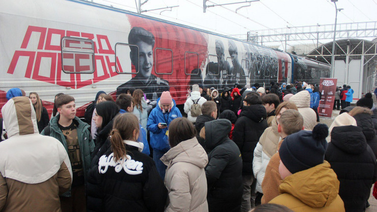 Жители Бологое открывают для себя уникальную экспозицию "Поезд Победы" - новости ТИА