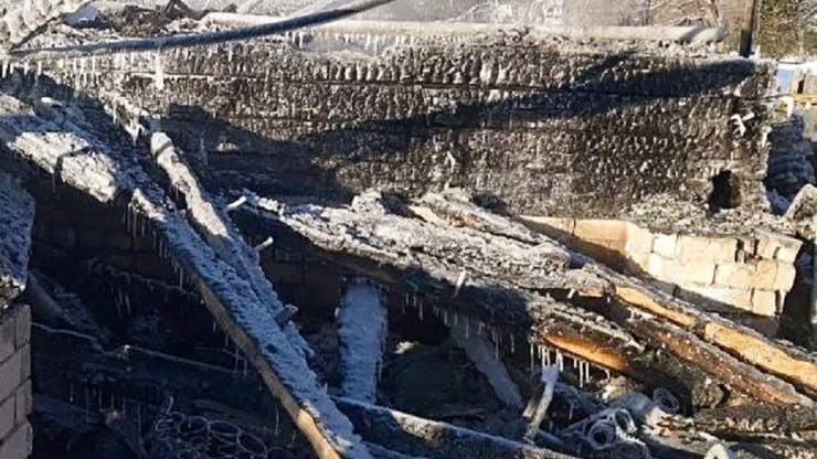 В Кимрах сгорел двухэтажный деревянный дом - новости ТИА